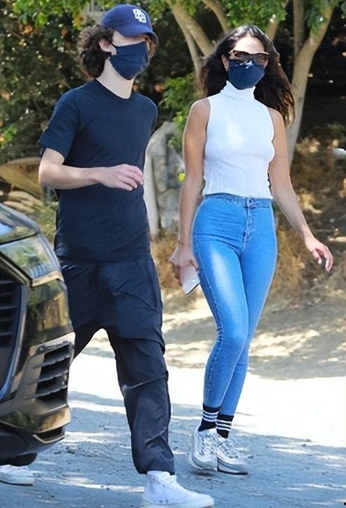 吃瓜男生身材,揭秘吃瓜族健身新潮流